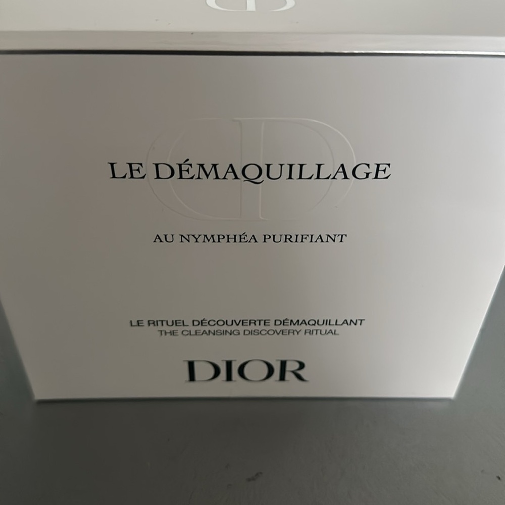 Christian Dior Cleansing Ritual - Picture 6 of 6